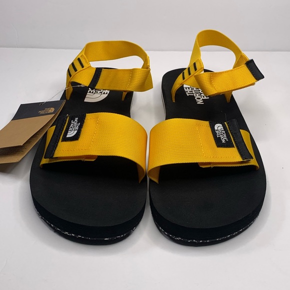 New THE NORTH FACE Skeena Mens Sandals black/yellow size 11